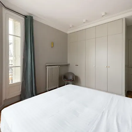 Rue De L'abbe Gregoire Ii By Onefinestay