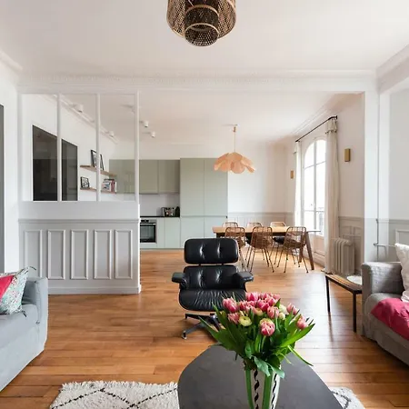 Rue De L'abbe Gregoire Ii By Onefinestay