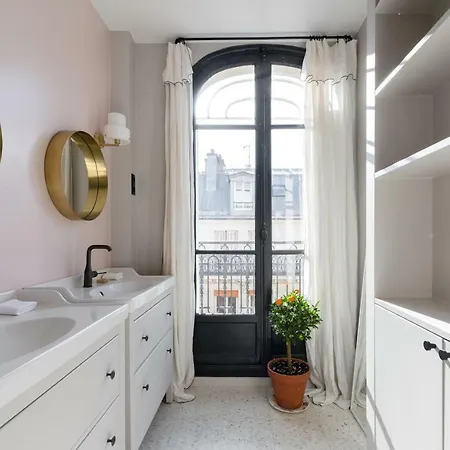 Appartement Rue De L'abbe Gregoire Ii By Onefinestay *
